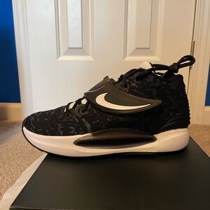 Black KD14 TB Promo, Brand New, Men’s 7/Women’s 8.5